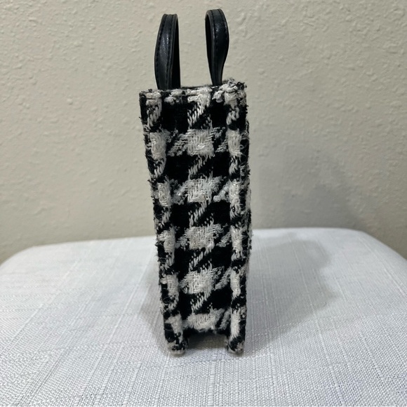 DKNY Magnolia Houndstooth Mini Tote Bag in Black and White.  Small Purse. - Picture 3 of 6